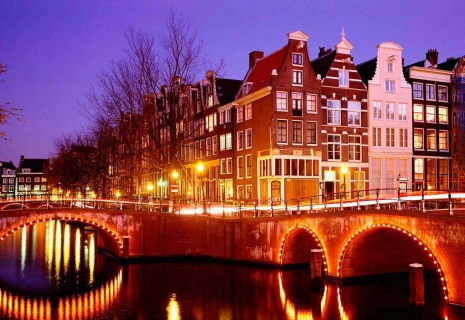 Отдых в Амстердаме: Автобусный тур в Амстердам из Киева за 250 €